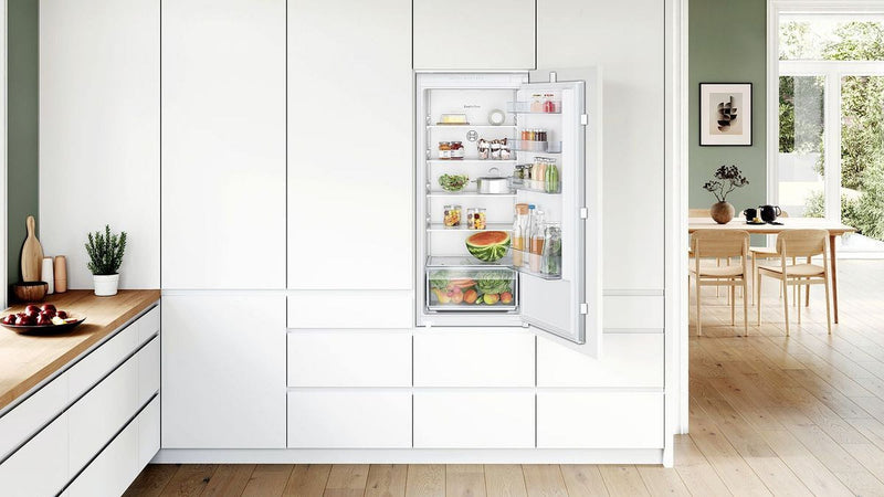 Bosch Built In Larder Fridge KIR41NSE0G - Fully Integrated